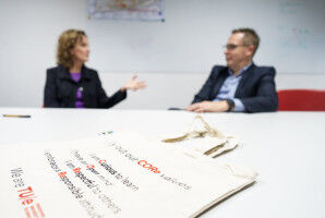 'Leiderschap vraagt lef �n zorg'