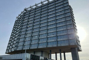 Tijdelijk studentenwoningen in voormalig Philips hoofdkantoor